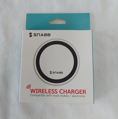 흰색 원형 무선 고속 충전기_휴대폰 스마트폰 충전용